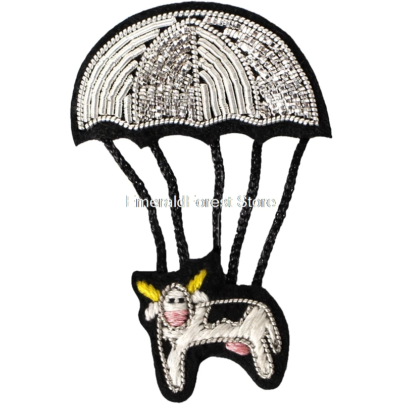 French Design of Indian Silk Handmade Embroidery Jewelry Cattle Skydiving Cartoon Interesting Creative Brooch Accessory Pin | Дом и сад