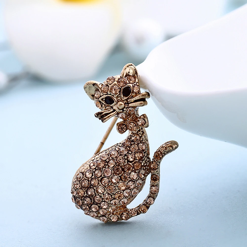 

Fashion Vintage Crystal Brooch Cute Cat Rhinestone Collar Pins Women Gift Brooches Badges Jewelry Clothes Accessories
