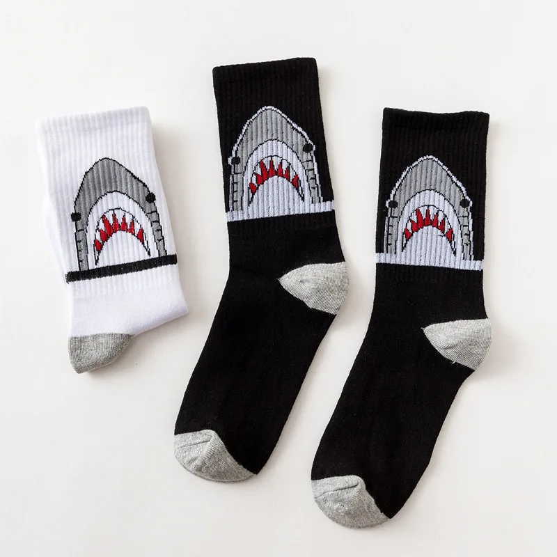

New casual Cotton Socks Cartoon Shark fashion hiphop style socks skateboard sport Animal student funny Solid Socks For Men Women