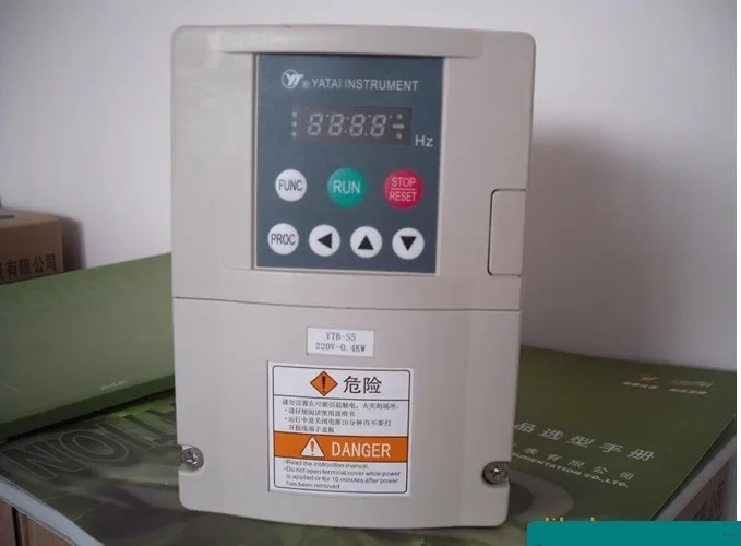 Инвертор YTB-S5 1.5kw 220V однофазный 50 Гц/60 Гц переменного тока Преобразователь