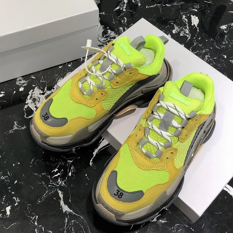 

2019 New Women Running Shoes Mixed Colors High quality fabric Sport Shoes For Men For Lovers Genuine Leather Women Sneakers