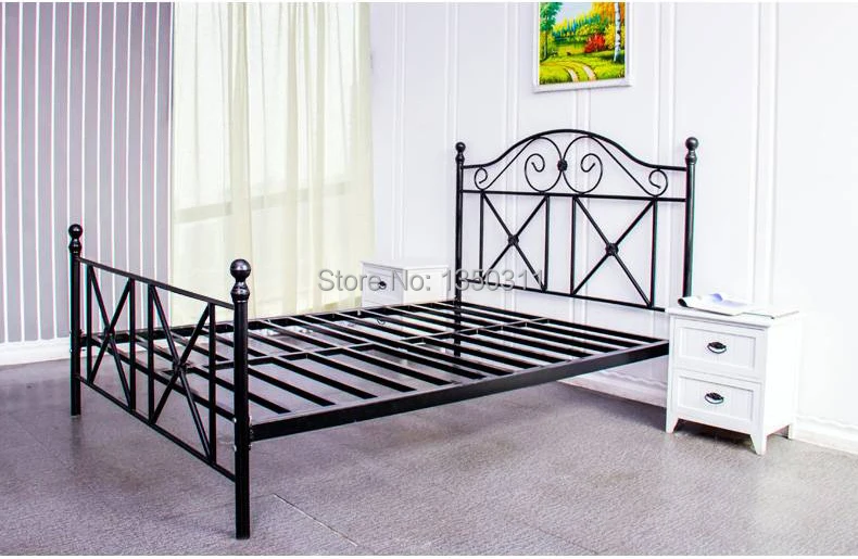 Modern, wrought iron metal bed, single or double. Width (1 m to 1.8 m) * 2 meters in length can be customized Modern, wrought iron metal bed, single or double. Width (1 m to 1.8 m) * 2 meters in length can be customized