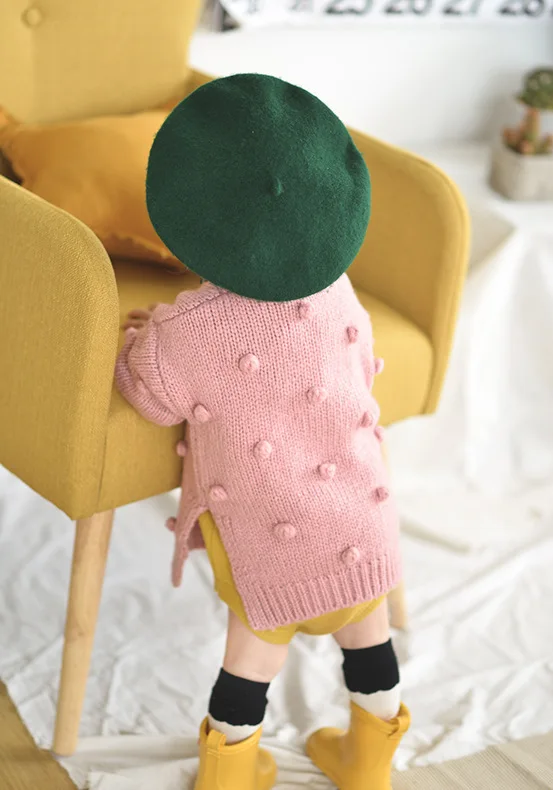 Осень для новорожденных Одежда для девочек зимние помпон ручной работы Pom свитер с v-образным вырезом для маленьких мальчиков хлопка вязаная одежда свитер для малышей