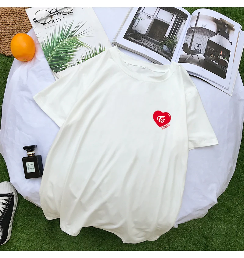 Women T Shirts Streetwear Fashion Summer Korean Kpop TWICE T-Shirt Casual Loose Harajuku Kawaii Heart Print Tops Tee Shirt Femme (7)