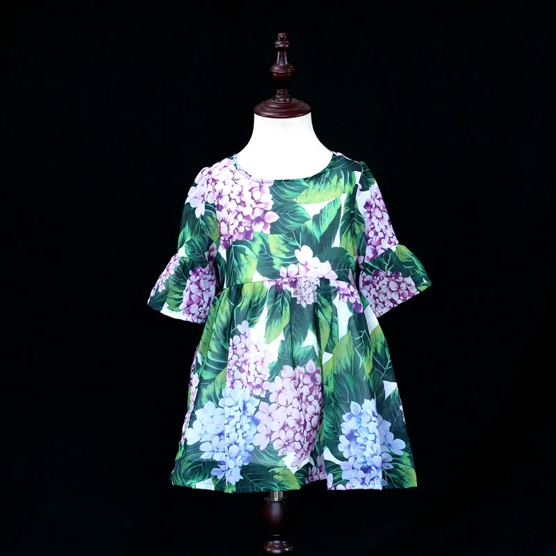 Модные платья «Мама и я»; Пляжные Платья с цветочным принтом для мамы и дочки; Aiqingsha; коллекция года; Летние одинаковые комплекты для семьи; семейный образ
