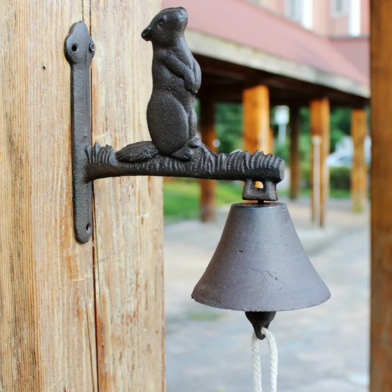 

Cast Iron Marmot Welcome Dinner Bell Windchime Wind Chime Primitive Brown Rustic Antique-Style Lovely Animal Home Garden Decor
