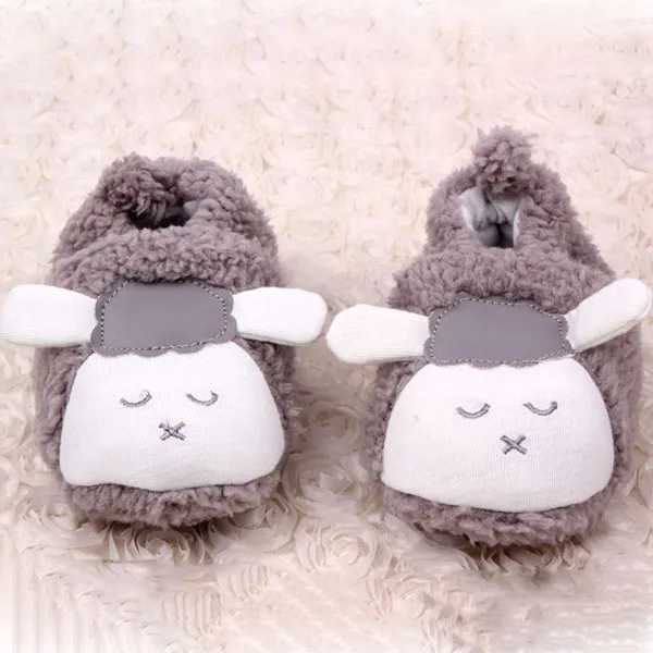 Милые зимние теплые плюшевые пинетки для малышей; мягкие тапочки; обувь для малышей; 0-12 месяцев