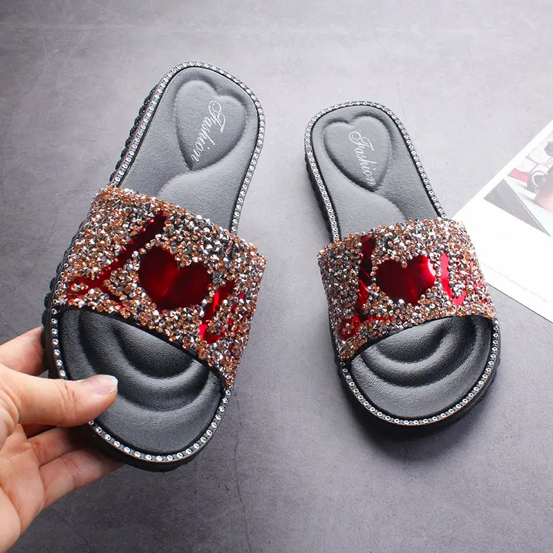 New Women Crystal Bling Summer Slippers Flat Casual Ladies Rhinestone Slides Open Toe Slip On Beach Shoes Female Casual Footwear