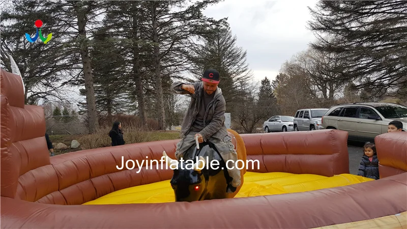 Diameter 5m Inflatable Mat Bull Ride For Sale