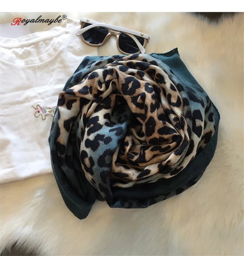 l/'hijab Stampa Leopardata SQUARE Sciarpa scialle in una varietà di colori