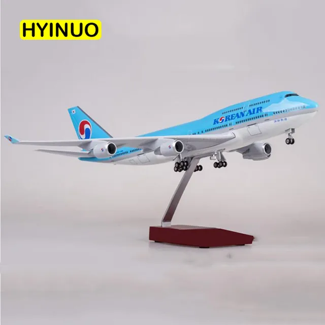 ライトとホイールを備えた韓国の航空会社モデル、プラスチック
