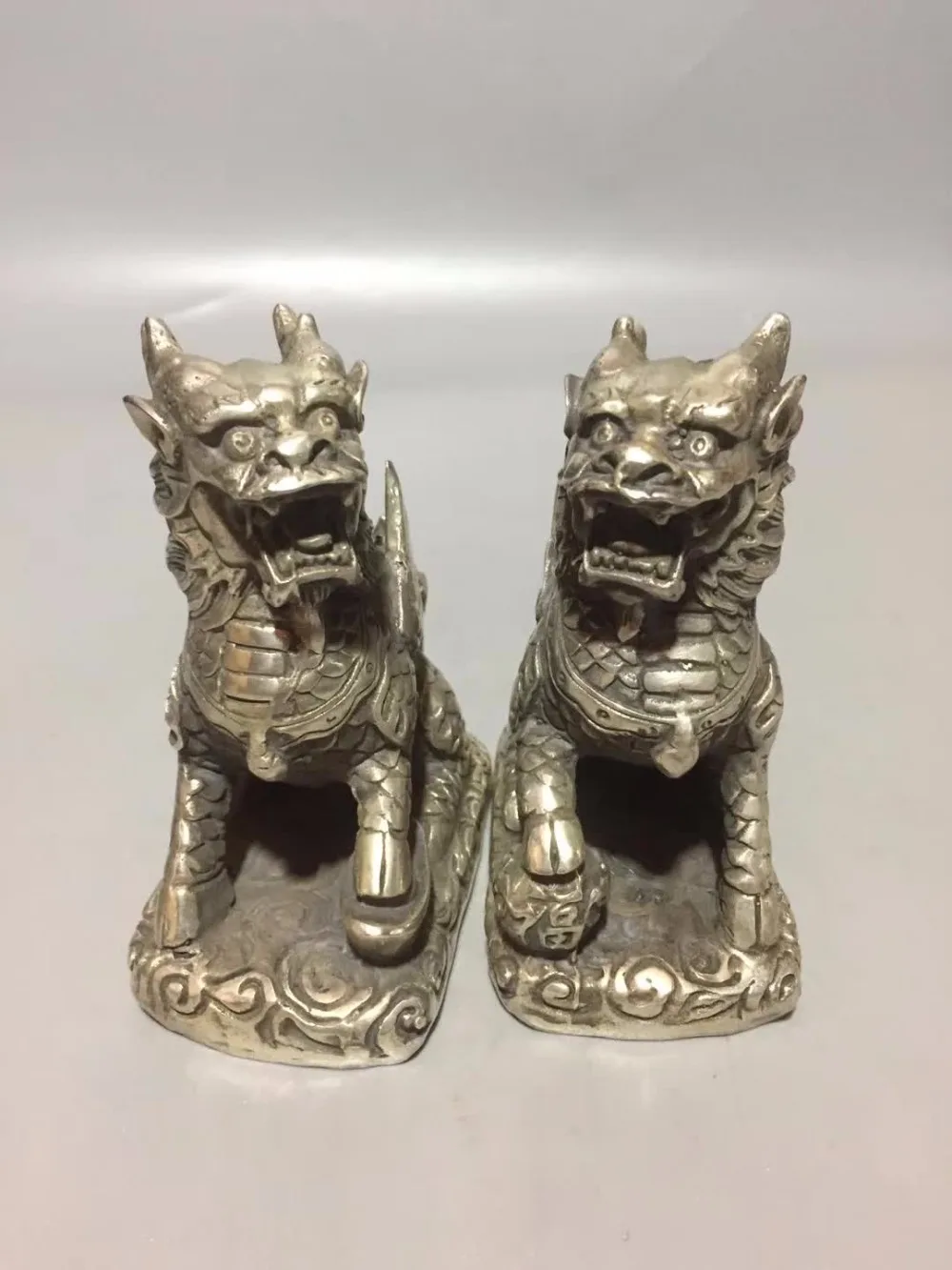 

Art Collection 1 Pair Tibet Silver handmade Kirin statue,Home/office desk decoration Chinese Feng shui animals sculpture