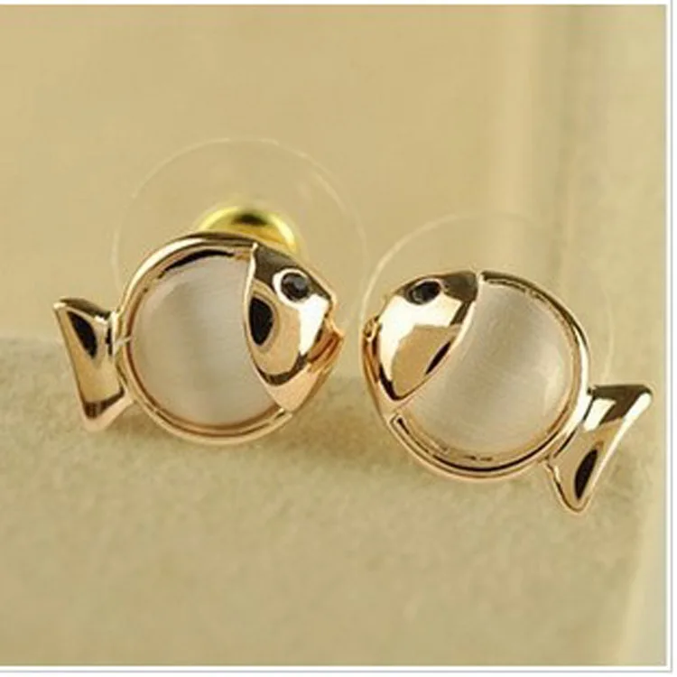 Free Shipping Korean Lovely Fish 18K Gold Opal Earrings Stud Ear