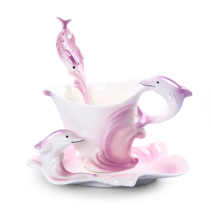 Цветная эмалированная кофейная кружка, фарфоровый костюм, креативные европейские кружки и чашки с дельфинами, чашка кофе+ диск+ совок для подарка другу