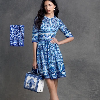 

92*145cm/pcs hot sale blue and white porcelain jacquard digital painting fabric for dress bright cloth tissu au meter DIY