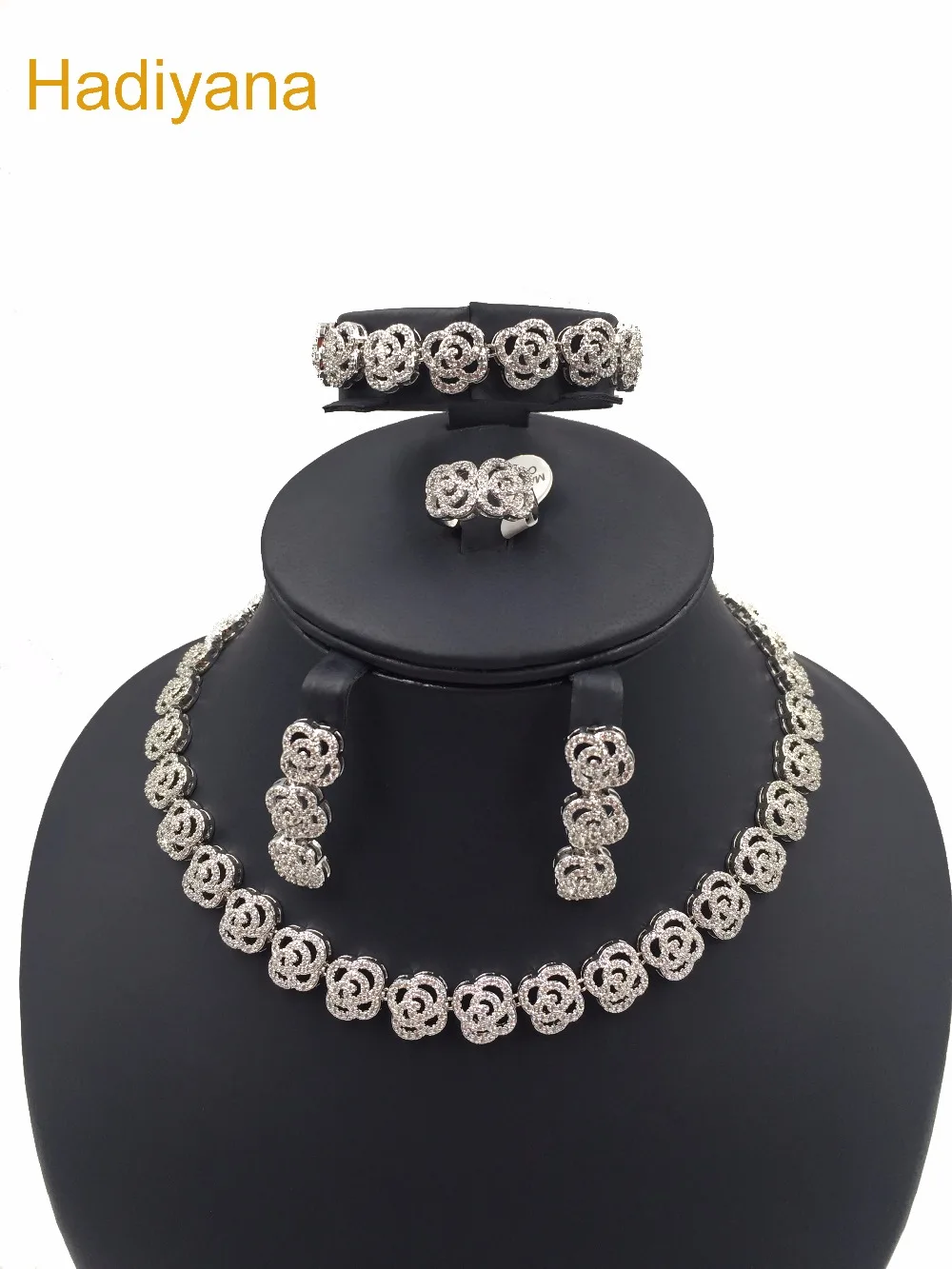 Hadiyana Luxury Sparkling Cubic Zircon Crystal 4pcs Set Jewelry Bridal Rose Shape Set For Women Wedding CN518 цена Hadiyana Luxury Sparkling Cubic Zircon Crystal 4pcs Set Jewelry Bridal Rose Shape Set For Women Wedding CN518 цены онлайн