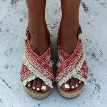 

Tassel Beading Sandal for woman summer flat sandals ladies Bohemia beach woman shoes Thick Bottom Roman Sandals chaussure