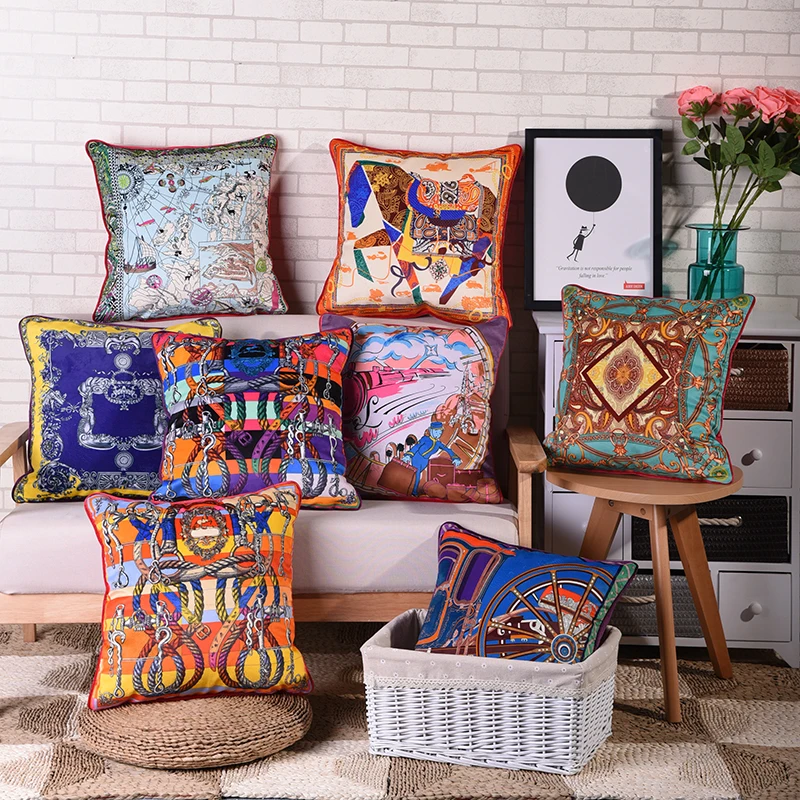 Wholesale Luxury European Velvet Fabric Luxurious Pillow Cover Cushion