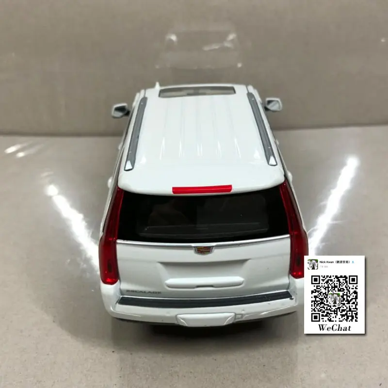 WELLY 1/24 масштабная модель автомобиля игрушки Cadillac Escalade SUV литая под давлением металлическая модель автомобиля игрушка для коллекции, подарка, детей