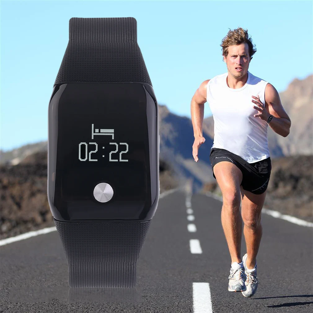 Смарт фитнес отзывы. Кардиодатчик для бега. Пульсометр для спорта. Пульсометр спортивный для бега. Пульсометр на человеке.