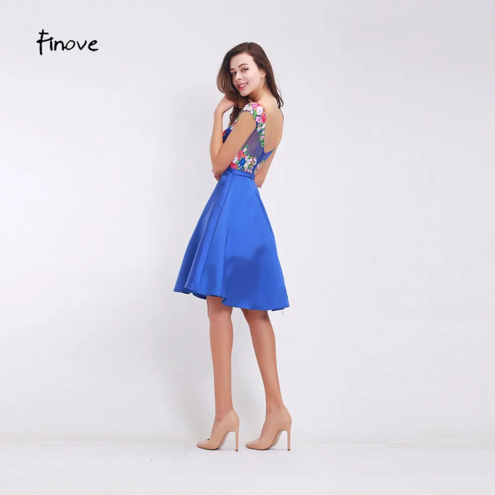 Finove Цветочные аппликации короткие модные платья для выпускного вечера трапециевидный пояс новые стили v-образным вырезом синие Бальные платья