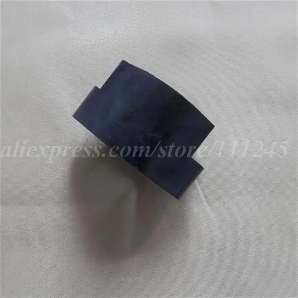 CARB INSULATOR STIHL BR400 SR420 4