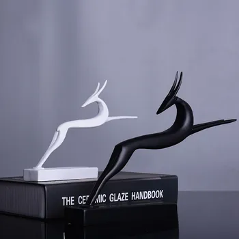 

Abstract art black and white couple deer resin crafts ornaments home decor cute animal figurines room decorations birthday gifts