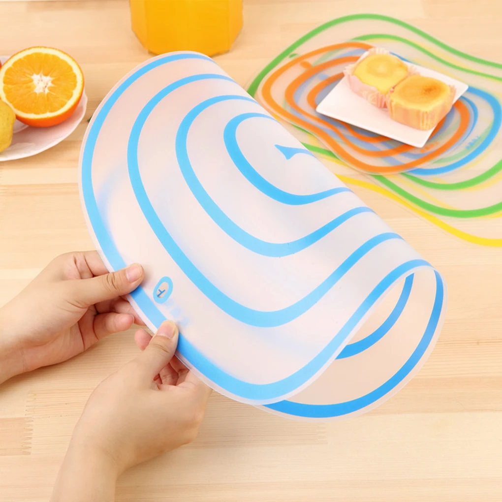 

New Kitchen Chopping Blocks Tool Flexible Transparent Cutting Board Kitchen PP Cutting Boards Classification Chopping Board