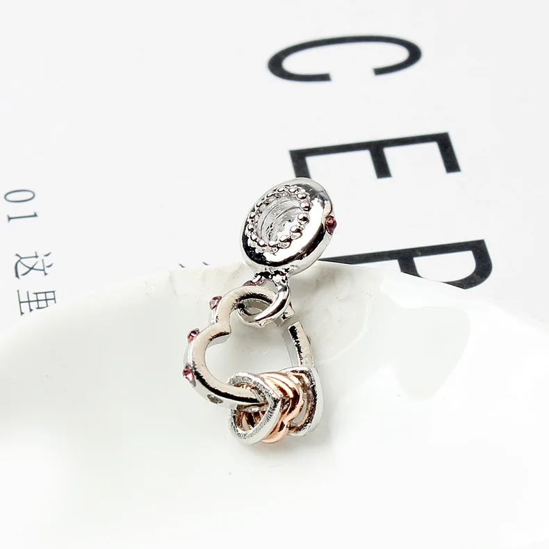 8891888948_2045298408