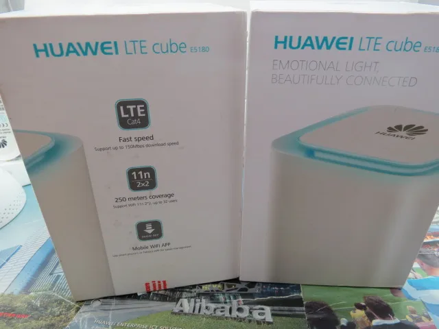 Huawei E5180s-22 4G LTE 150 Мбит/с маршрутизатор куб-белый