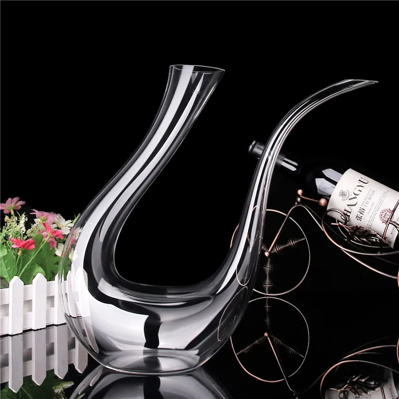 

Artificial Blowing Manual Cold Cut Lead-free Crystal Glass Western Style Oblique Mouth Transparent Wine Decanter