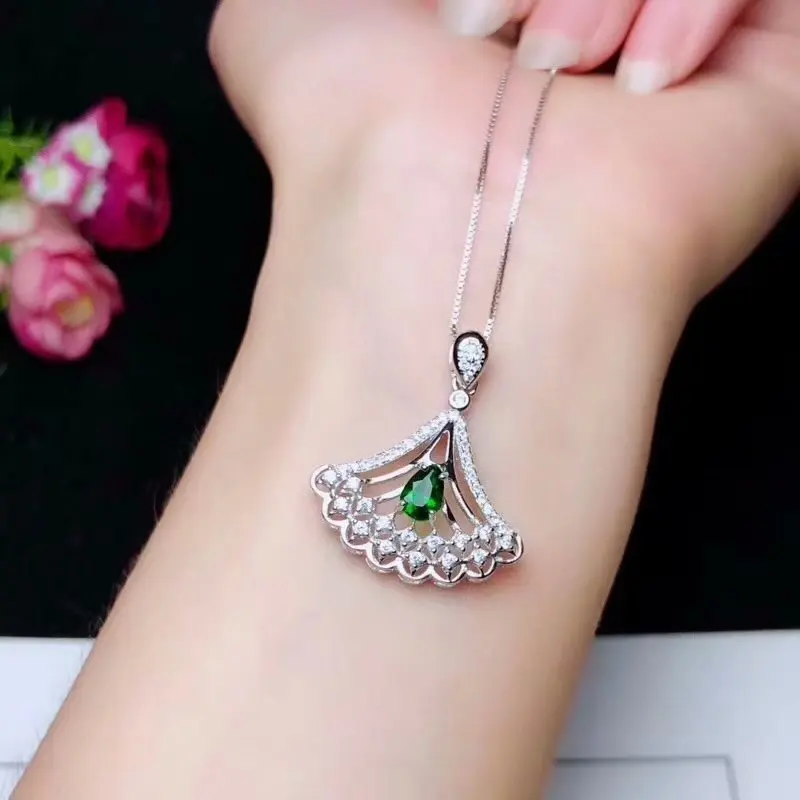 Mode ventilateur Floral réceptacle naturel vert diopside pendentif collier S925 argent naturel pier