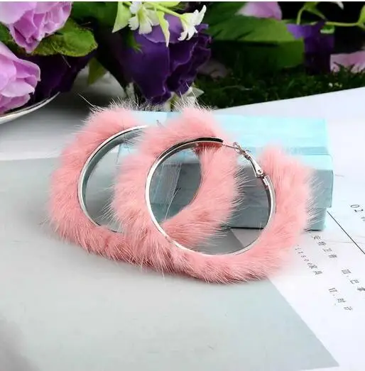 Серьги кольца из натурального меха норки 5 см большие размеры серьги енота теплые