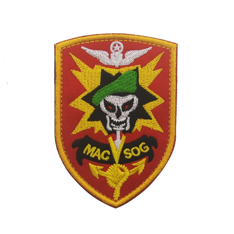 

MAC-V MAC MILITARY ASSISTANCE COMMAND VIETNAM PATCH ERA SSI STUDIES AND OBSERVATIONS PATCH VET BADGE