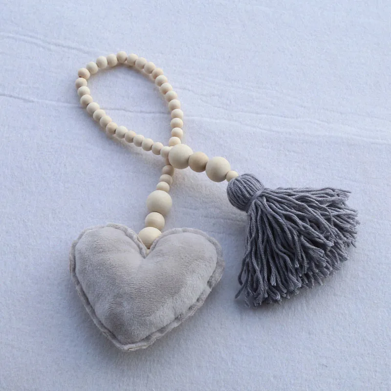 4691022815_378197899