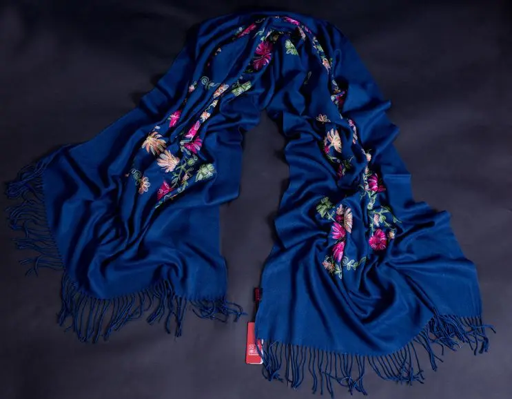 Новое поступление шаль вышитый цветок кашемировый шарф Пашмина для женщин Зимний теплый тонкий шарф с кистями шаль модные шарфы
