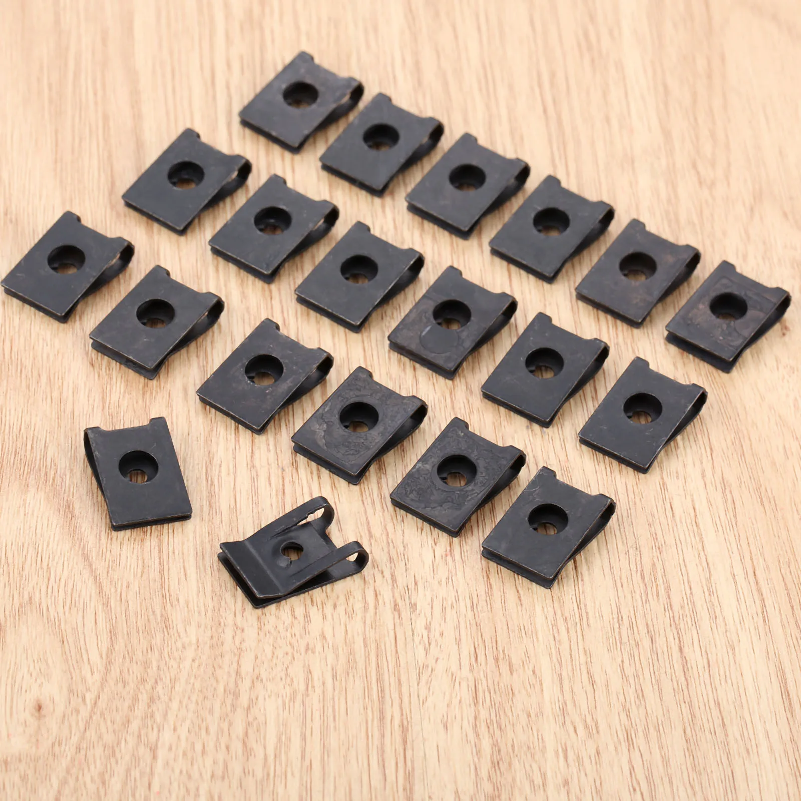 

20Pcs Car Fastener Clip Automobile Engine Fender Bumper Guard U Type Screw Base Clips Nut Mounting Fastener Clamp Auto Parts