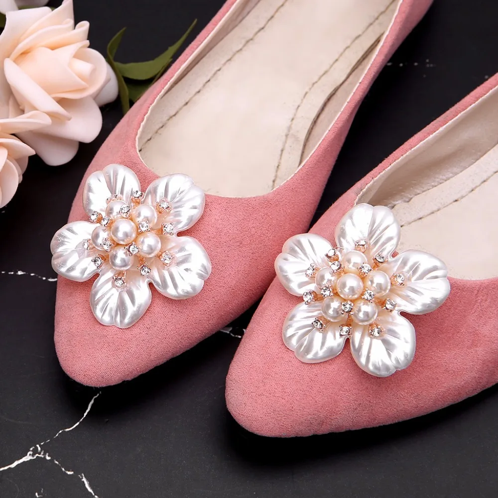 EYKOSI 2Pcs Flower Rhinestone Faux Pearl Embellishments Shoe Clips ...