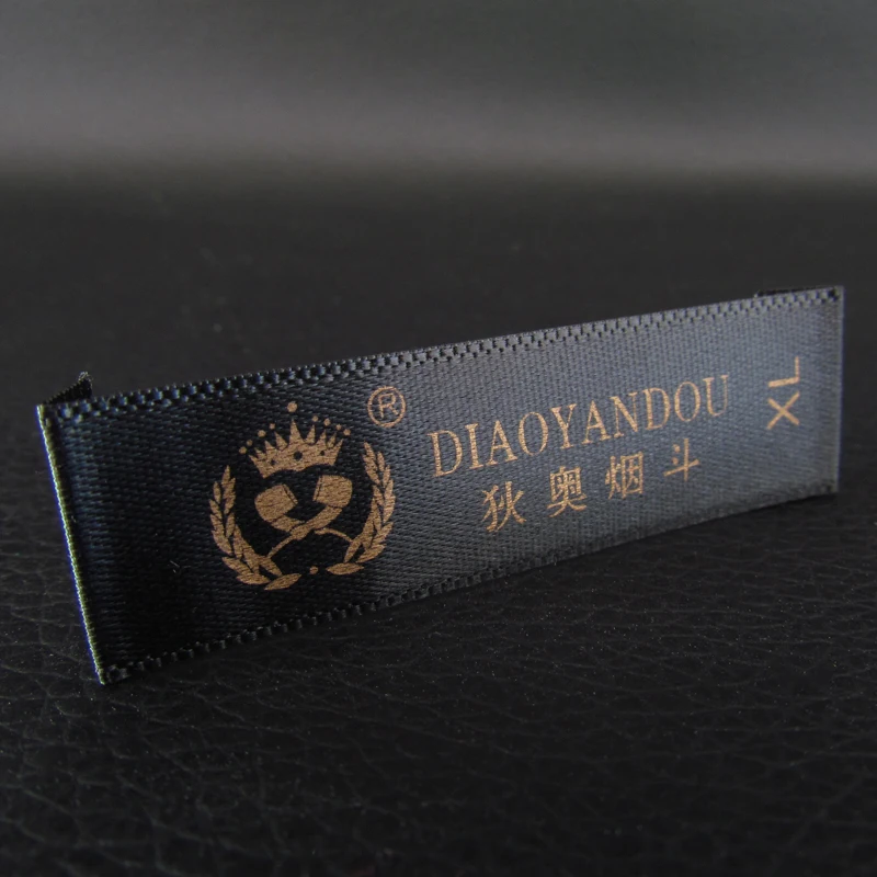 Wholesale garment labels and tags, brand name woven labels for clothing