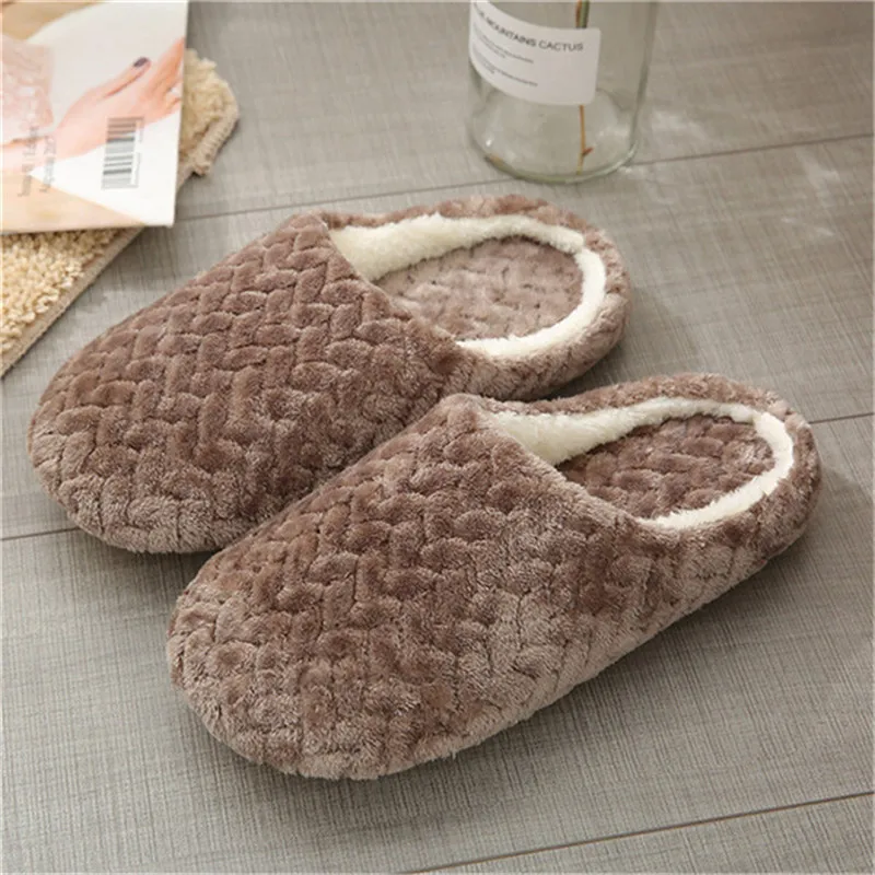 Autumn Winter Women Slippers Bottom Soft Home Shoes Cotton Men Slippers Indoor Slip-On Slides Women Comfortable Shoes For Couple - Цвет: Коричневый