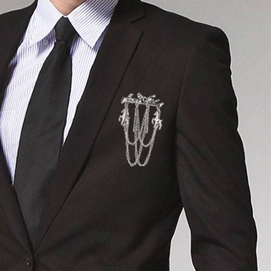 Elegant Deer and Tree Branches Brooch with Hanging Tassel Chain Elegant Lapel Pin for Suit Tuxedo, Christmas Gifts