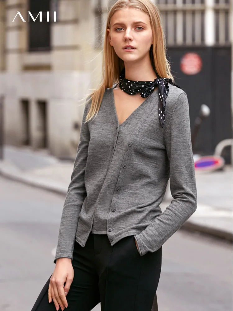 

Amii Minimalist V Neck Sweater Women Spring 2018 Causal Solid Buttons Fake Two Pieces Long Sleeve Wool Female Pullover Sweater