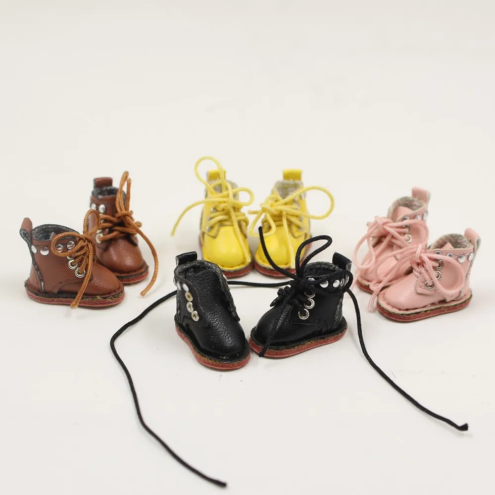 Кожаные туфли в стиле Middie Blyth doll высотой 20 см; четыре разные цвета; подходят для куклы среднего размера; фабричная обувь Blyth
