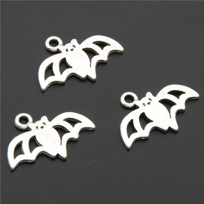 

8pcs Antique Silver Flying Bat Vampire Halloween Charms Pendant Making Diy Handmade Jewelry Finding A2716 A2716
