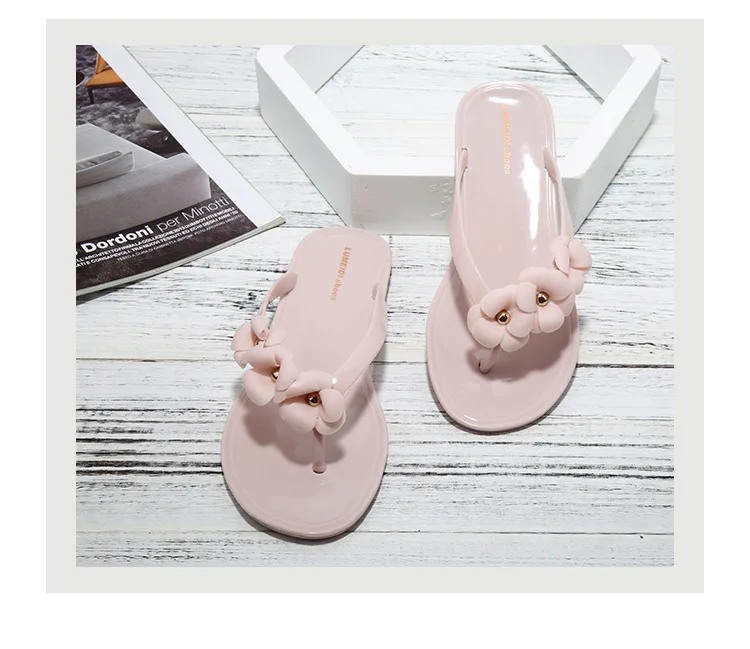 2Coloured sandals_13