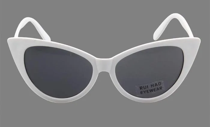 8829-white-700 (2)