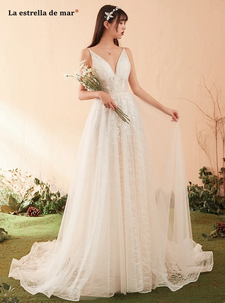Vestido de noiva Новый сексуальный V образным вырезом Тонкий плечевой ремень линии Шампанское свадебное платье в стиле бохо со шлейфом халат де