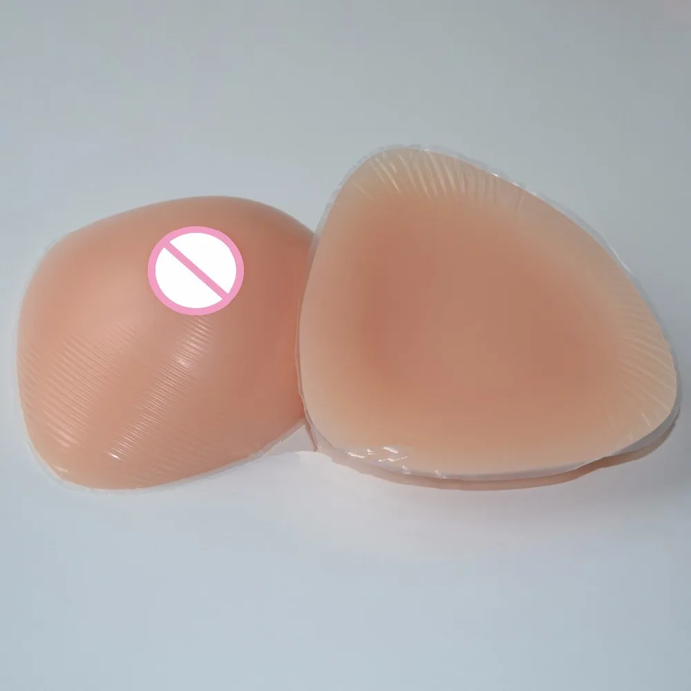 1200g-1600g per Pair Simulation Breast Soft Silicone Chest Enhancer Artificial Boobs Triangle Shape With Protective Film |
