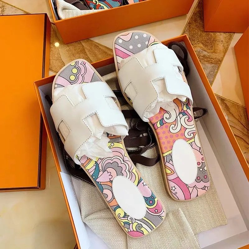 

New 2019 Print Real Leather Sandalias Mujer Hot Fashion Slides Women Slip On Slippers Flats Casual Shoes Beach Sandals Woman