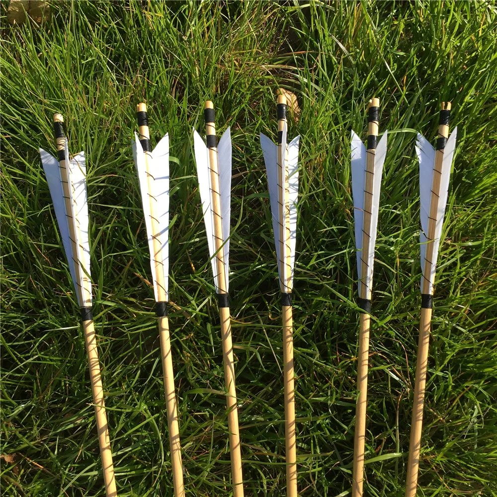 Preise 6 12 24Pcs Weiß Fether Handmade Holz Pfeile 32 Zoll Für Bogenschießen Schießen Im Freien spords